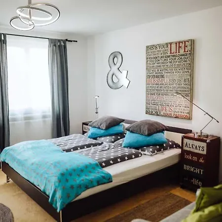 Stern - - Self Check-in 3*