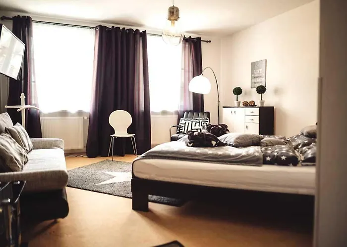 Stern - - Self Check-in Hotel 3*