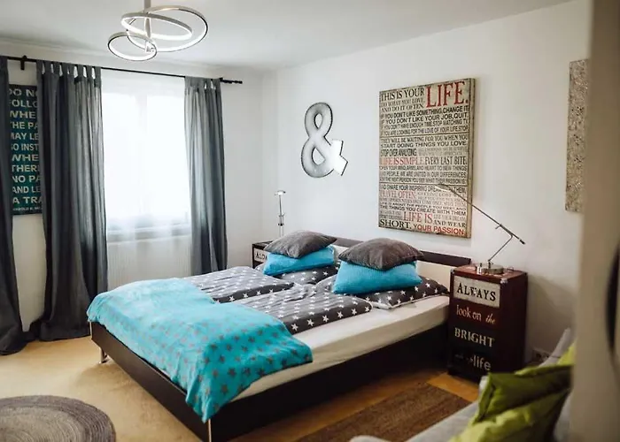 Stern - - Self Check-in 3*